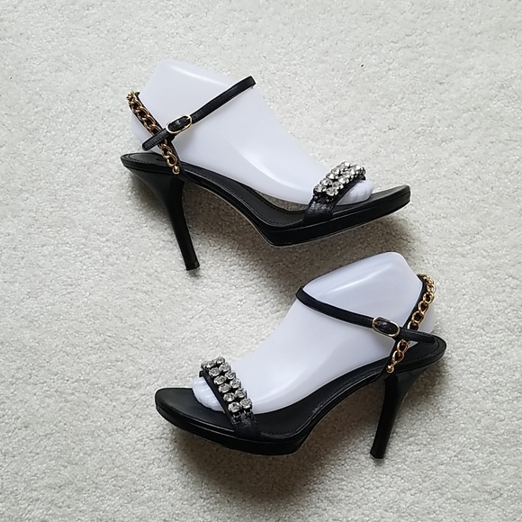 AUTHENTIC DOLCE & GABBANA BLACK HEELS - Picture 4 of 8